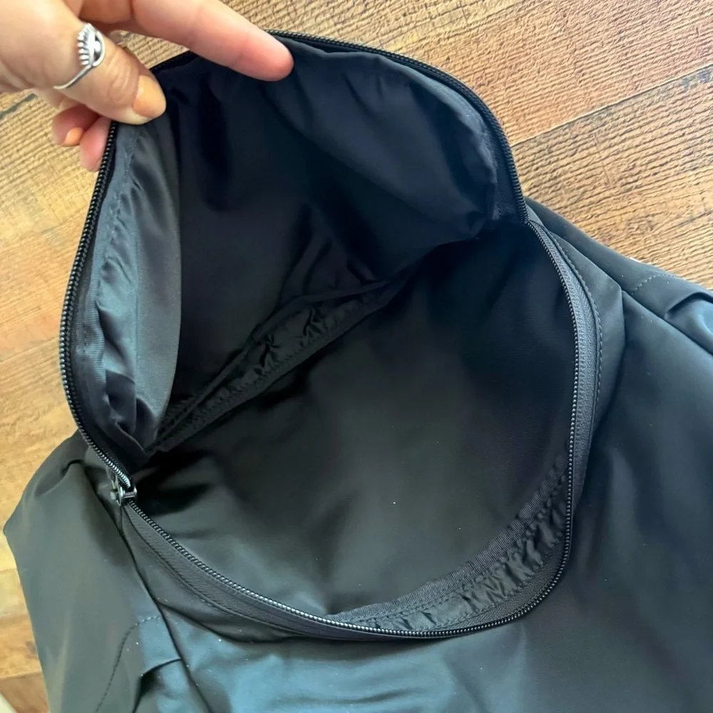 NWT Lululemon The Everywhere Backpack W Embroidered American Express 1850